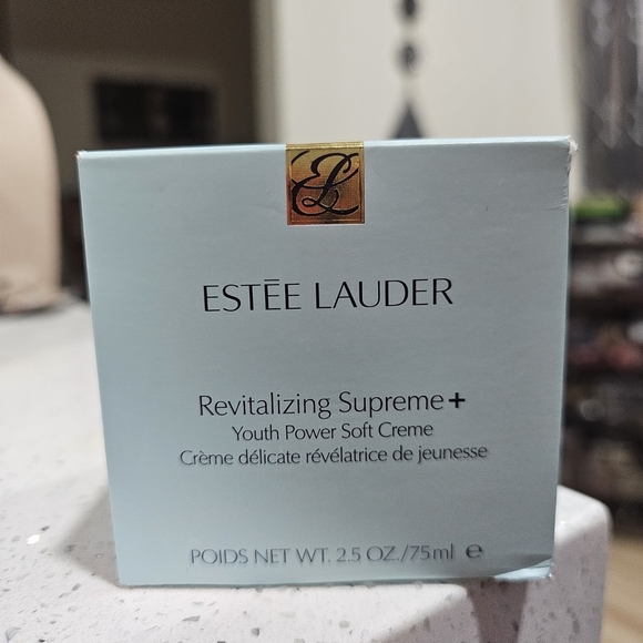 Estee Lauder Revitalizing Supreme+ Youth Power Soft Creme Moisturizer W/ Hyaluro